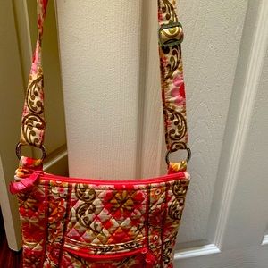 Era Bradley excellent condition hipster crossbody in orange with flowers